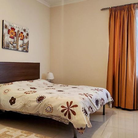 Riviera Holiday Apartments - Seafront - Wifi 마르사스칼라 외부 사진