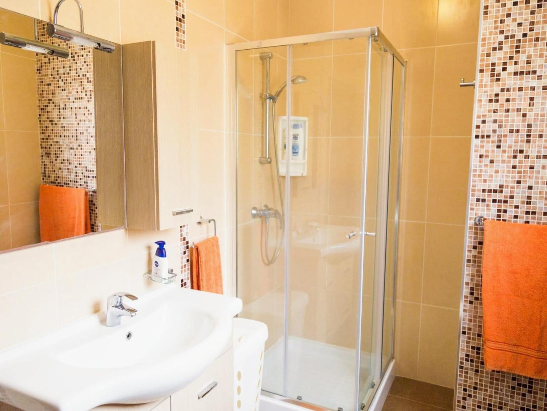 Riviera Holiday Apartments - Seafront - Wifi 마르사스칼라 객실 사진